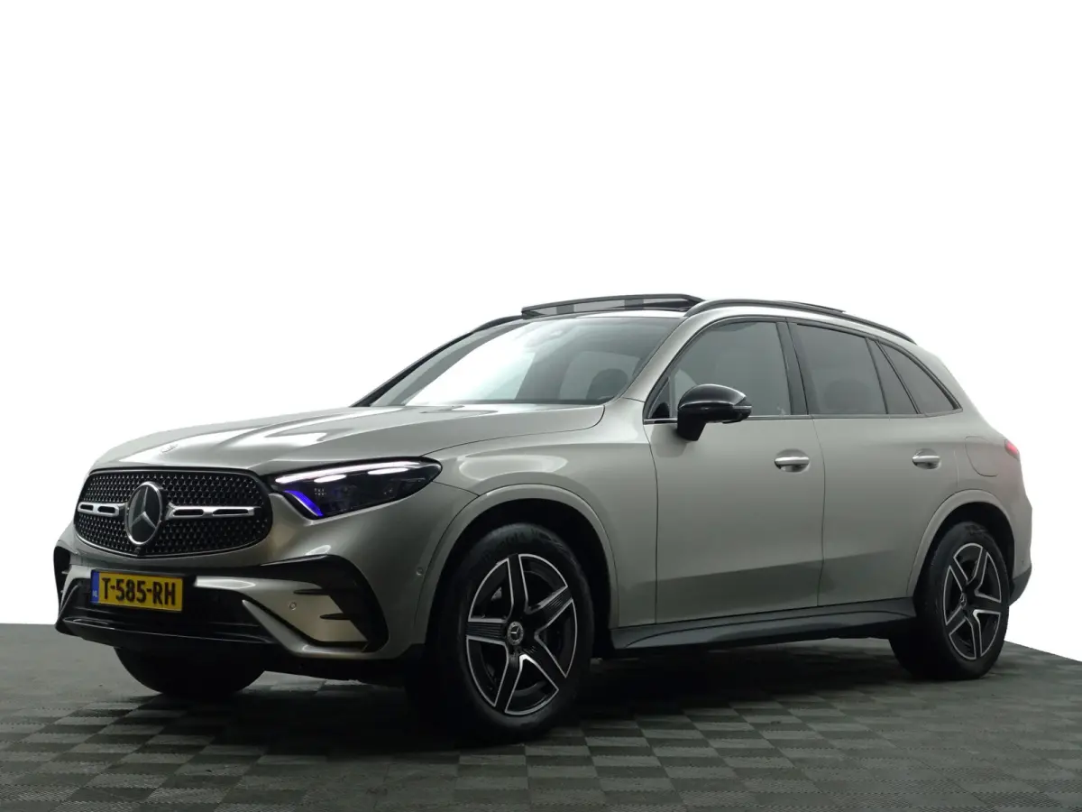 400e 4MATIC AMG Line- Achteras besturing, Burmester Audio, Head Up, Panoramadak, Carbon, Sfeerverlichting