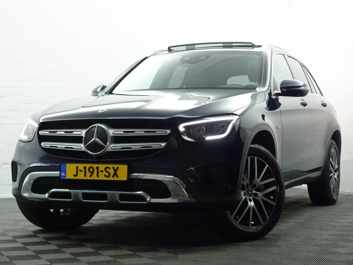 4MATIC AMG Prestige Plus Aut- Panoramadak, 360 Camera, Sfeerverlichting, Virtual Cockpit, Burmester, Standkachel