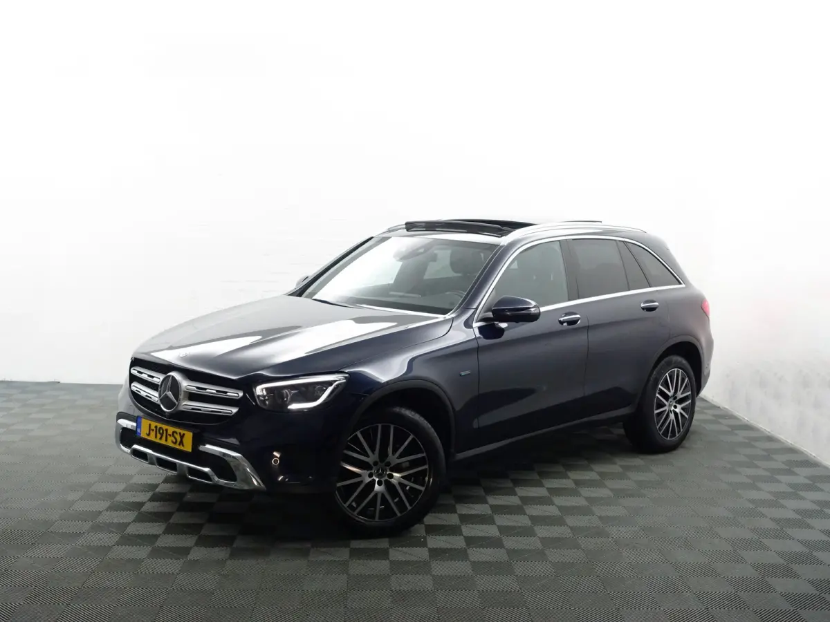 4MATIC AMG Prestige Plus Aut- Panoramadak, 360 Camera, Sfeerverlichting, Virtual Cockpit, Burmester, Standkachel