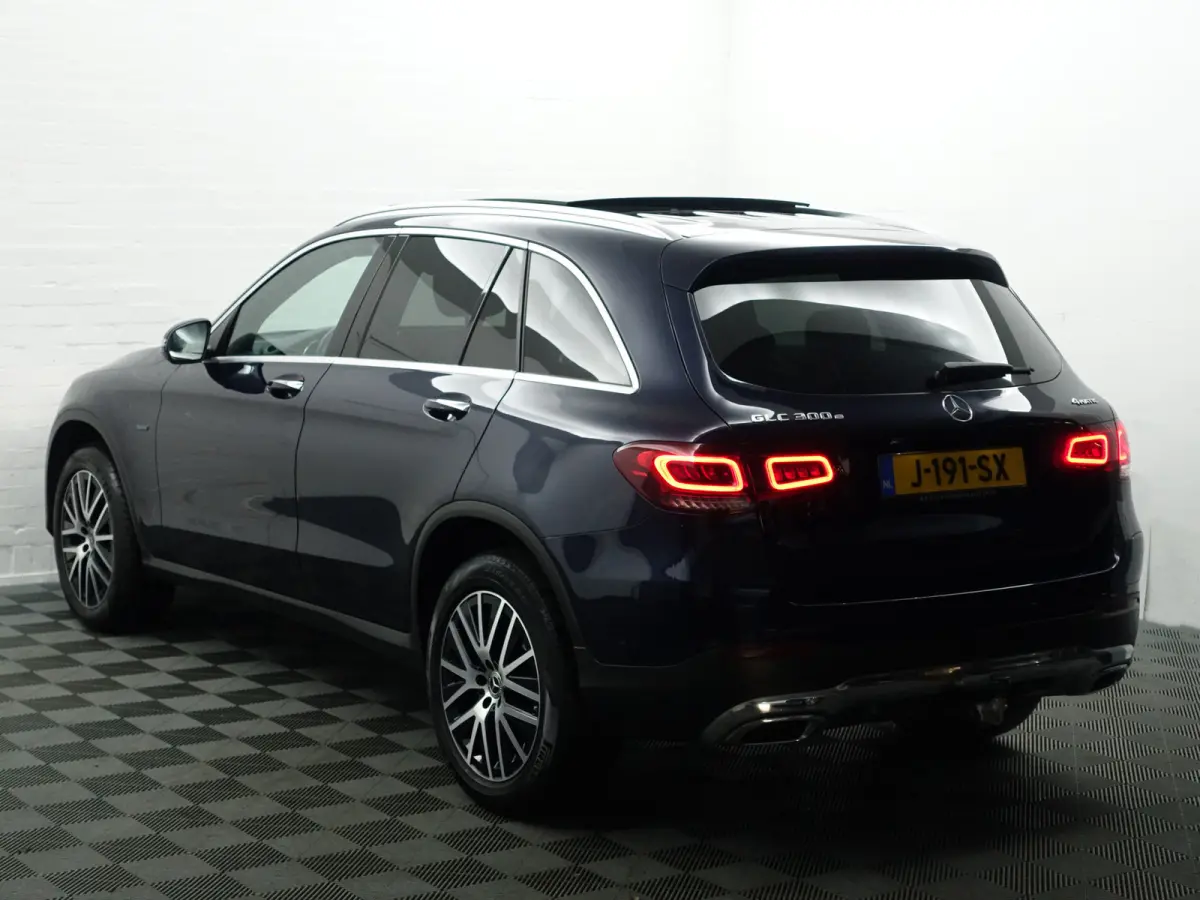 4MATIC AMG Prestige Plus Aut- Panoramadak, 360 Camera, Sfeerverlichting, Virtual Cockpit, Burmester, Standkachel