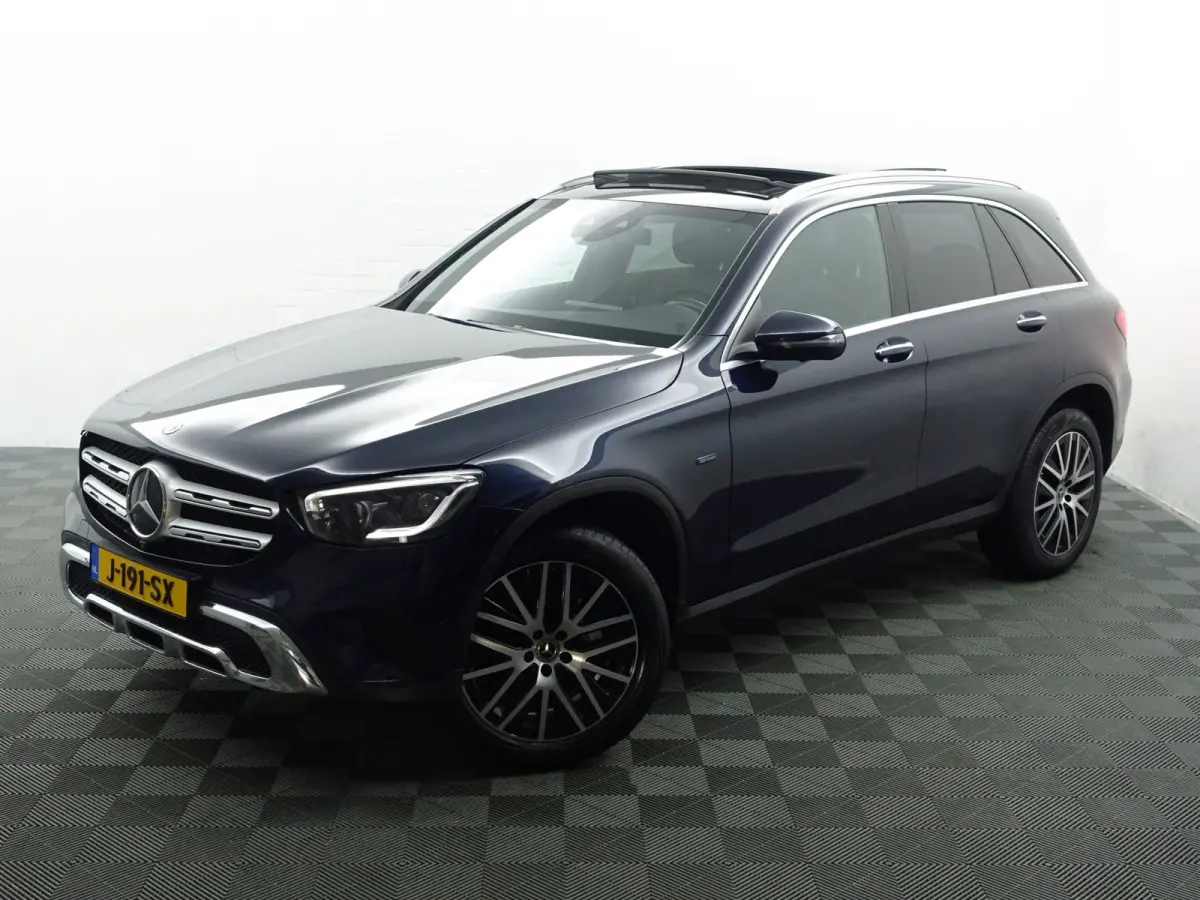 4MATIC AMG Prestige Plus Aut- Panoramadak, 360 Camera, Sfeerverlichting, Virtual Cockpit, Burmester, Standkachel