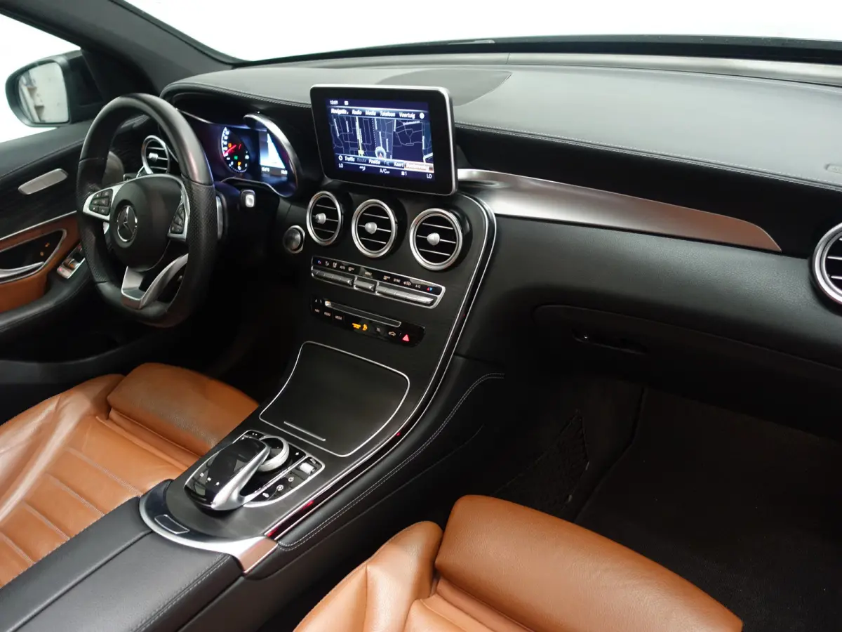 43 AMG 4MATIC Aut- Panoramadak, Burmester Surround Audio, Ada Cruise, Camera, Nappa Leder Interieur