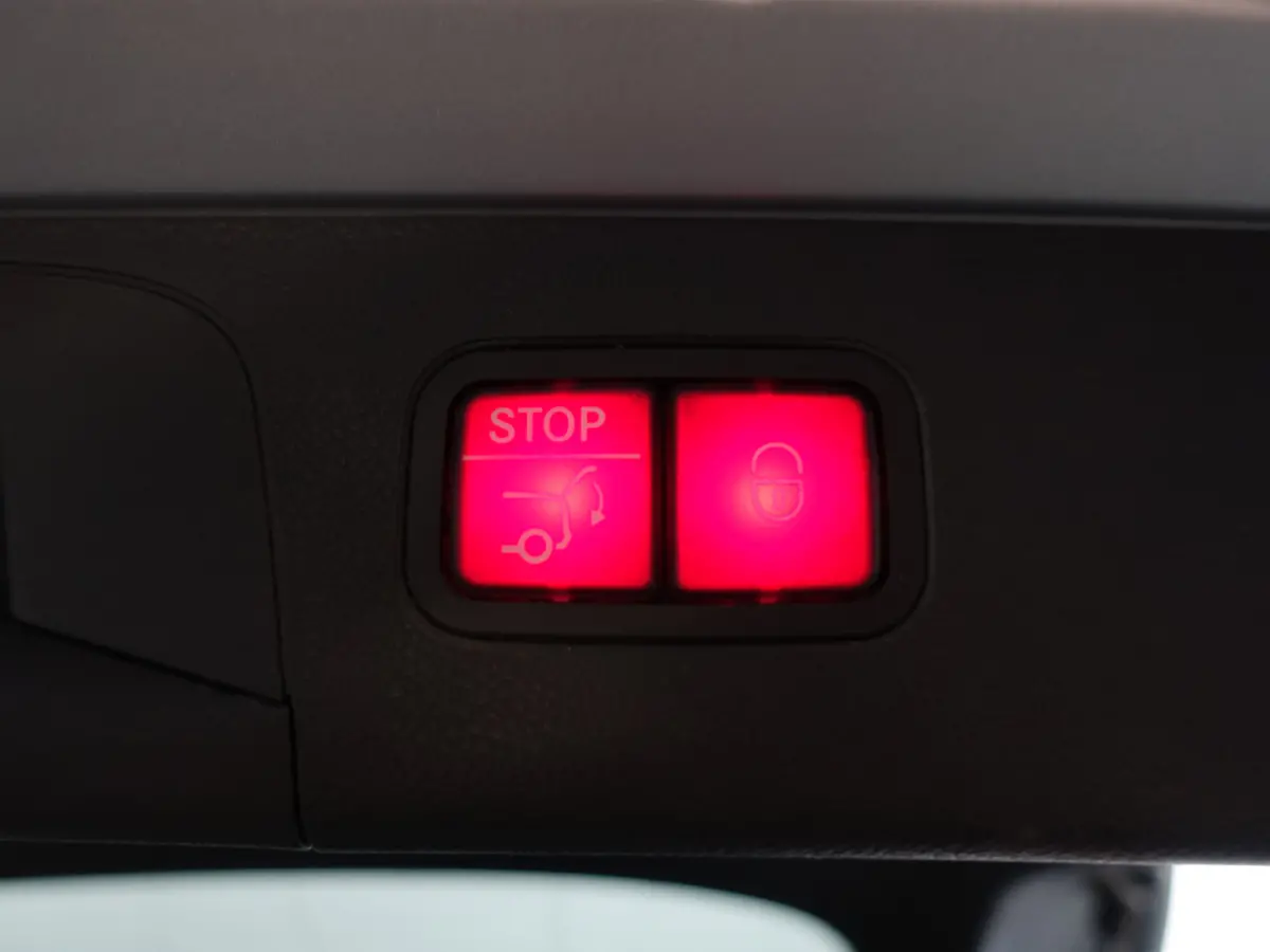 300de 335pk 4MATIC AMG Prestige aut- Panoramadak, Virtual Cockpit, Burmester, Sfeerverlichting, 360 Camera, Keyless, Elek Trekhaak, Xenon Led