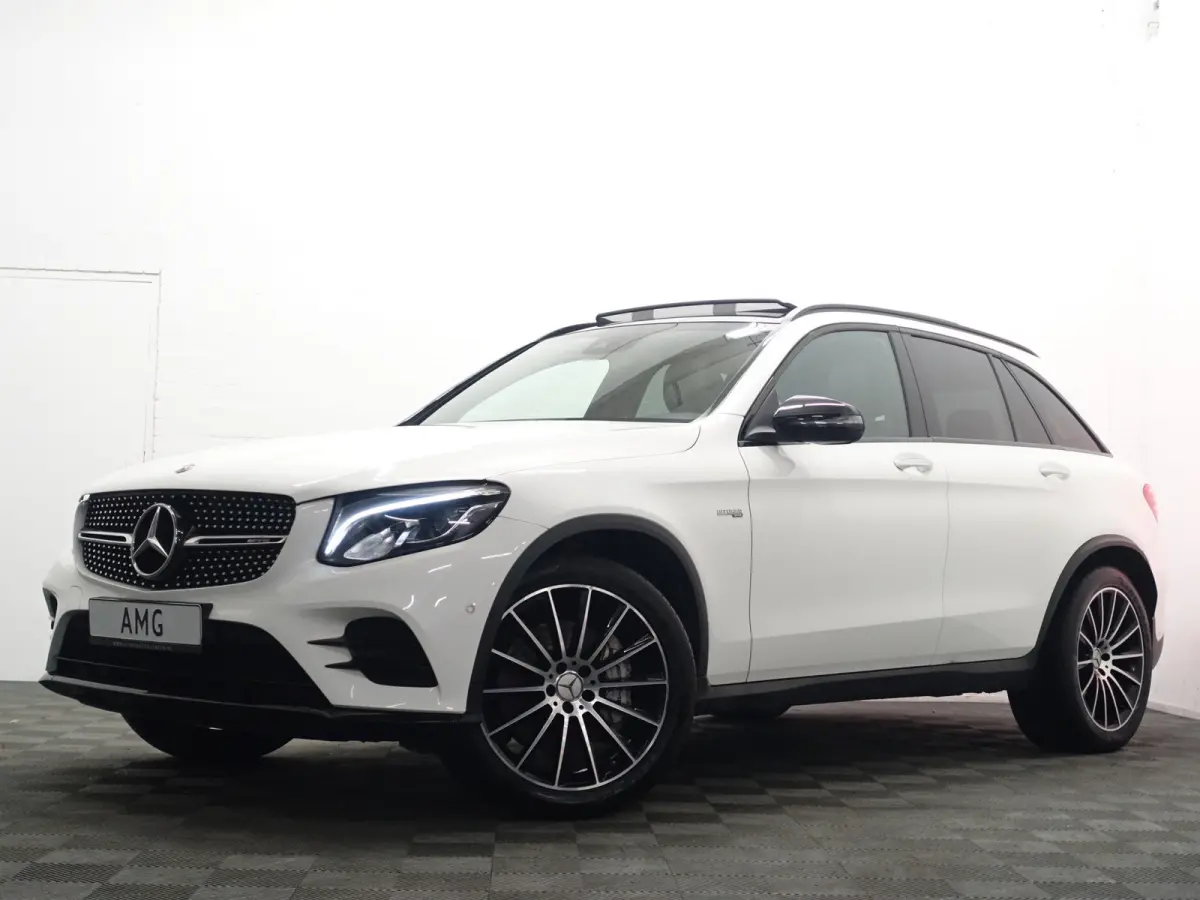 43 AMG 368pk 4MATIC Aut- Panoramadak, Burmester Surround Audio, Camera, Sfeerverlichting, Rode Interieur afwerking