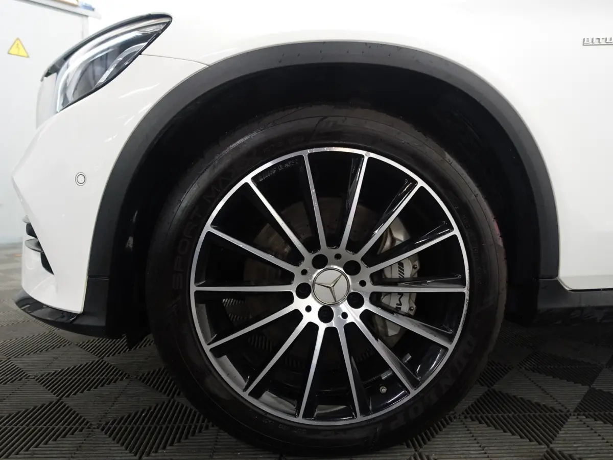 43 AMG 368pk 4MATIC Aut- Panoramadak, Burmester Surround Audio, Camera, Sfeerverlichting, Rode Interieur afwerking