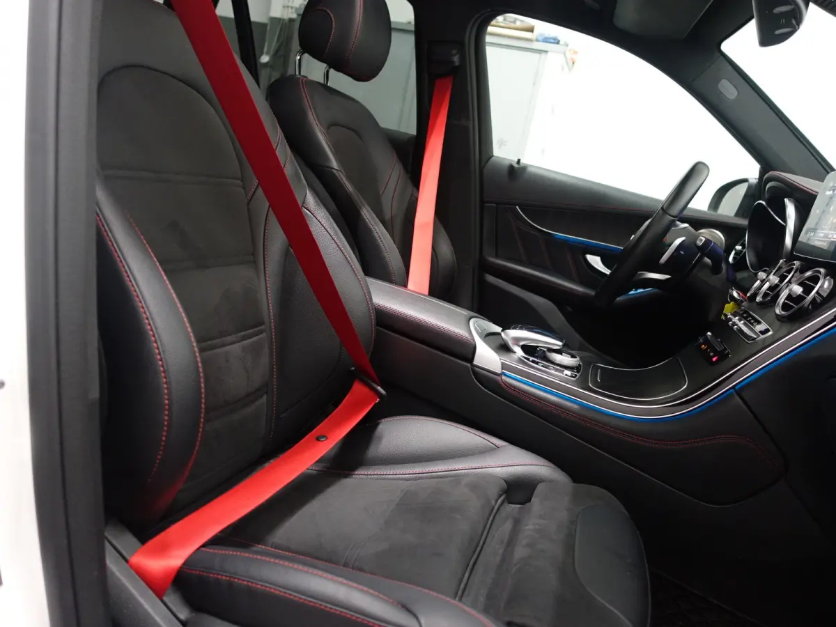 43 AMG 368pk 4MATIC Aut- Panoramadak, Burmester Surround Audio, Camera, Sfeerverlichting, Rode Interieur afwerking