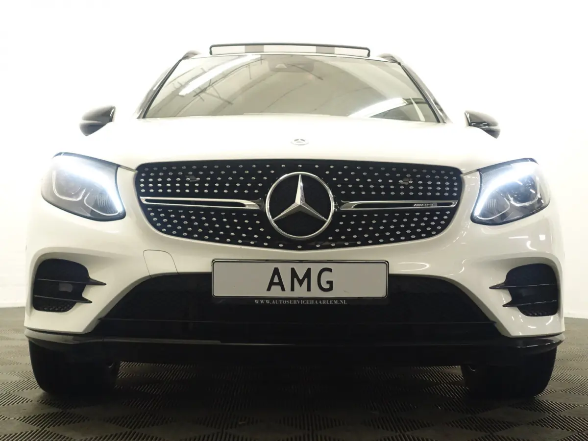 43 AMG 368pk 4MATIC Aut- Panoramadak, Burmester Surround Audio, Camera, Sfeerverlichting, Rode Interieur afwerking