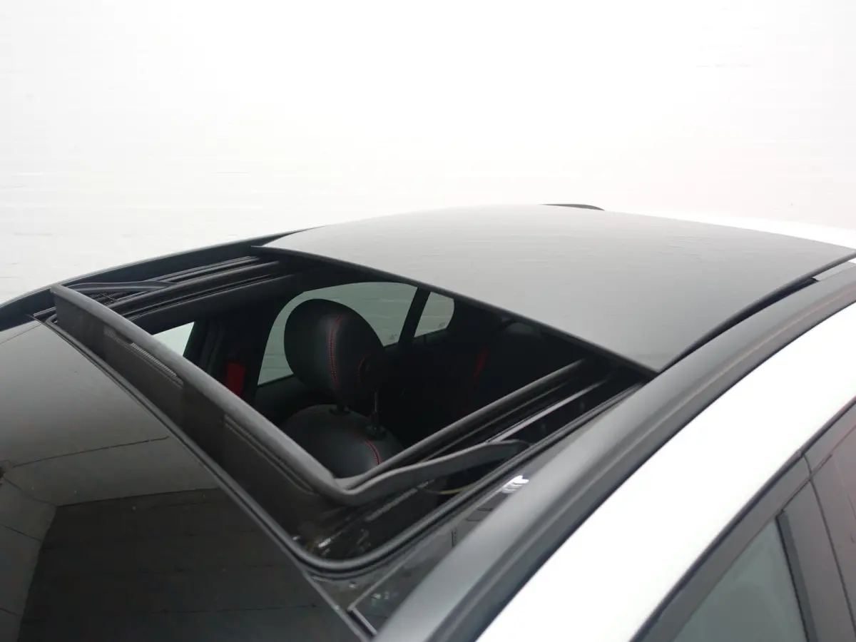 43 AMG 368pk 4MATIC Aut- Panoramadak, Burmester Surround Audio, Camera, Sfeerverlichting, Rode Interieur afwerking