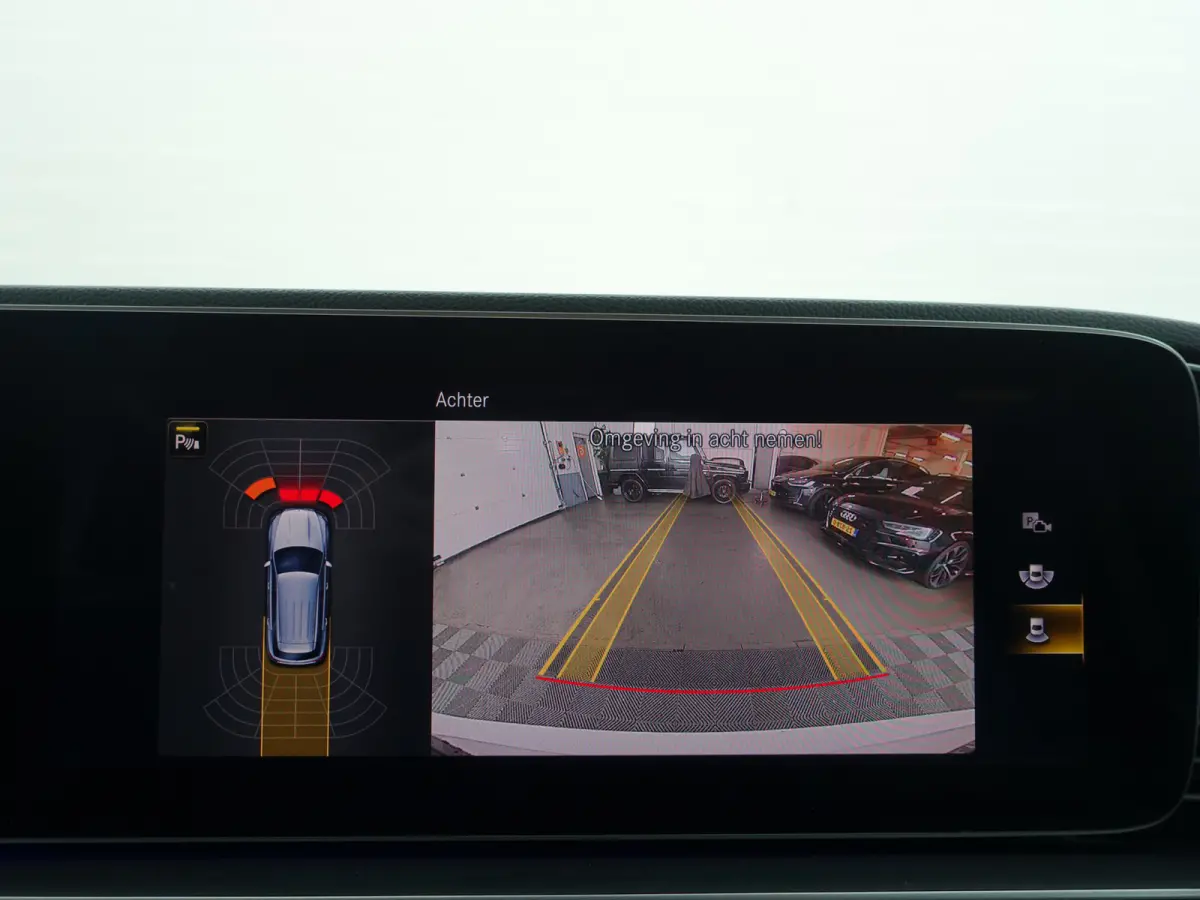300 d 4MATIC AMG Night Edition- Alcantara sterrenhemel, Elek Stoelen, Sfeerverlichting, CarPlay