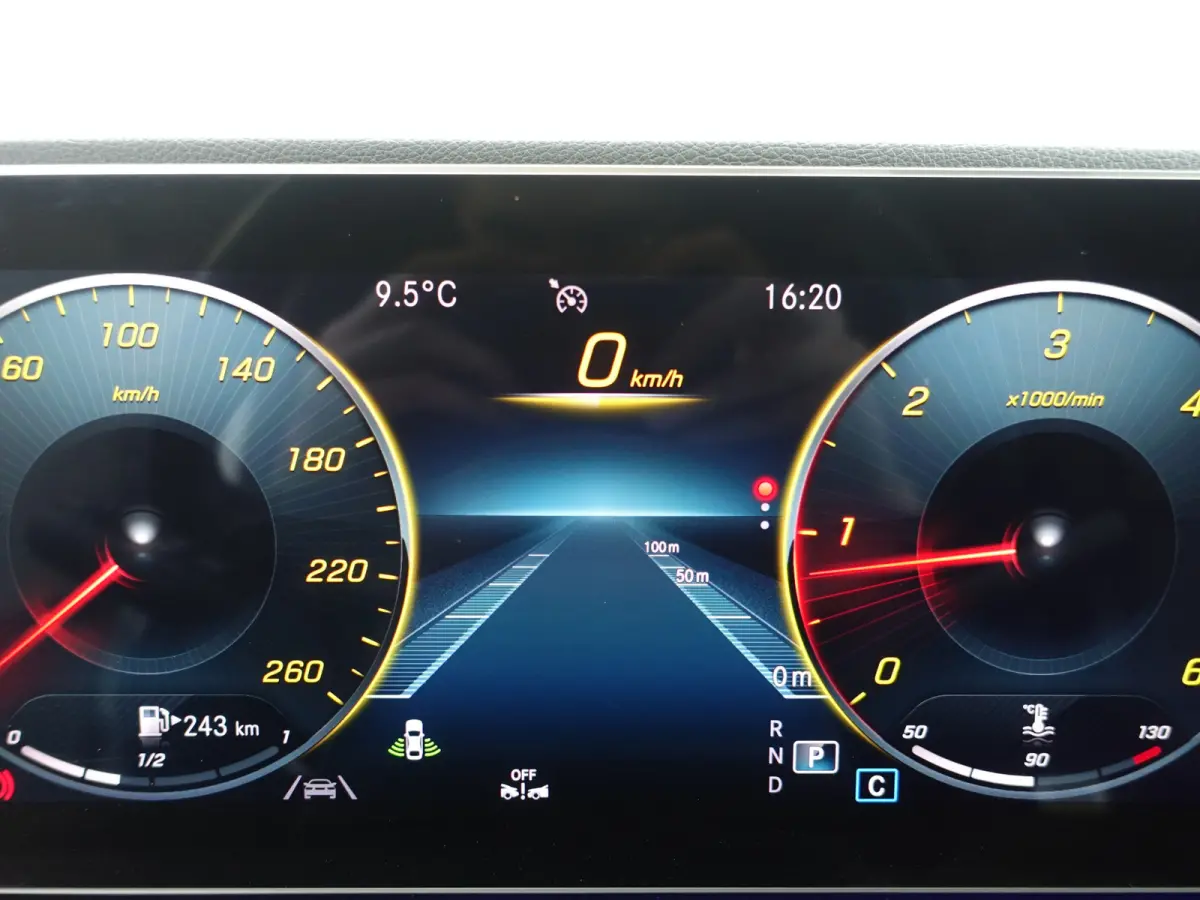300 d 4MATIC AMG Night Edition- Alcantara sterrenhemel, Elek Stoelen, Sfeerverlichting, CarPlay