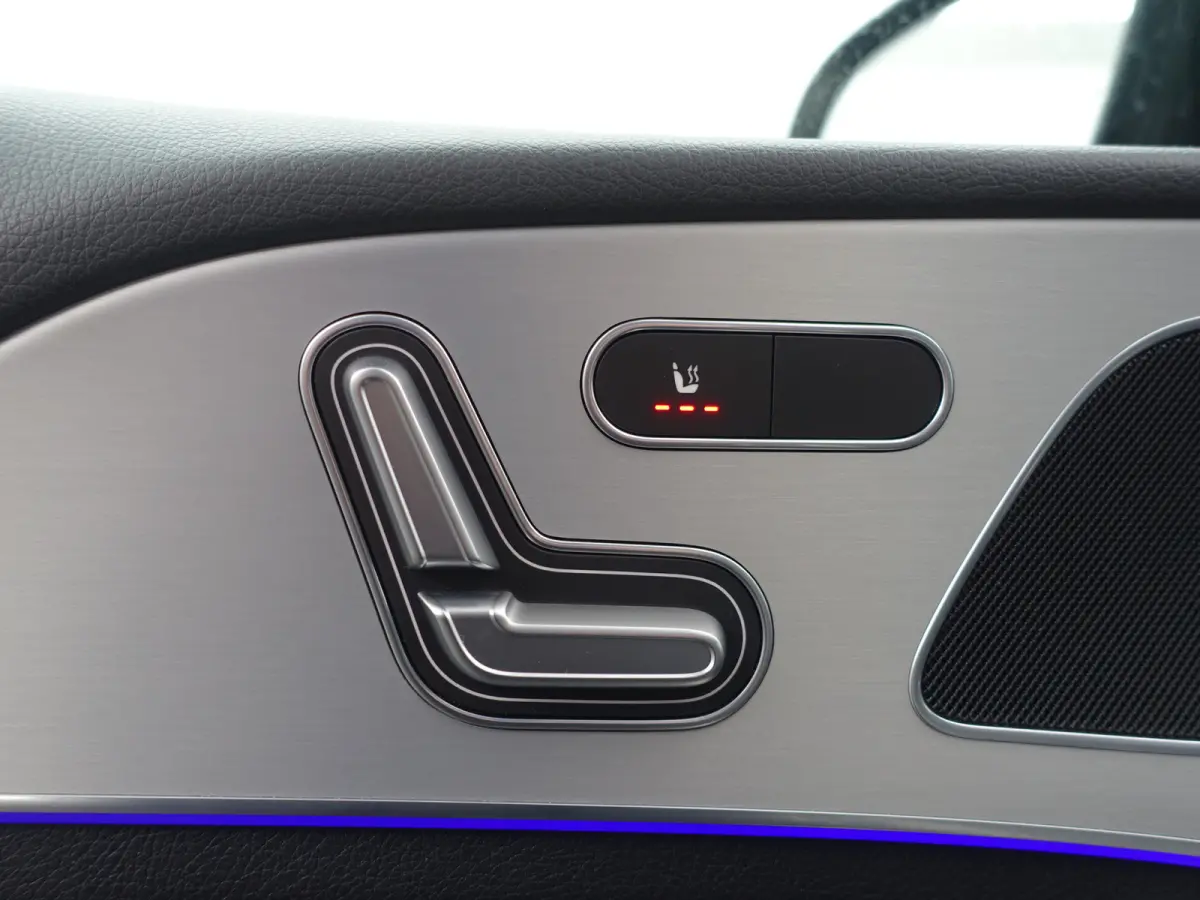 300 d 4MATIC AMG Night Edition- Alcantara sterrenhemel, Elek Stoelen, Sfeerverlichting, CarPlay