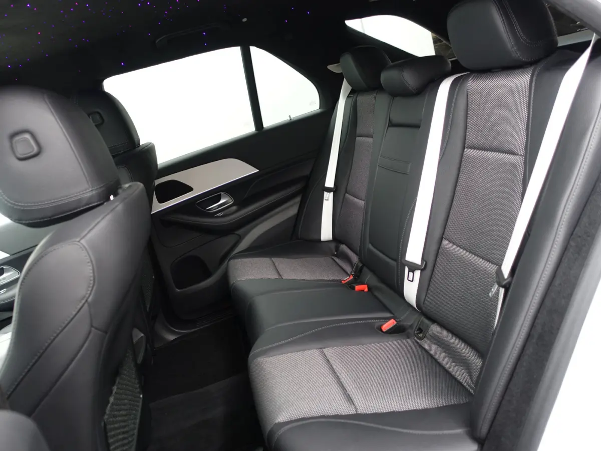 300 d 4MATIC AMG Night Edition- Alcantara sterrenhemel, Elek Stoelen, Sfeerverlichting, CarPlay