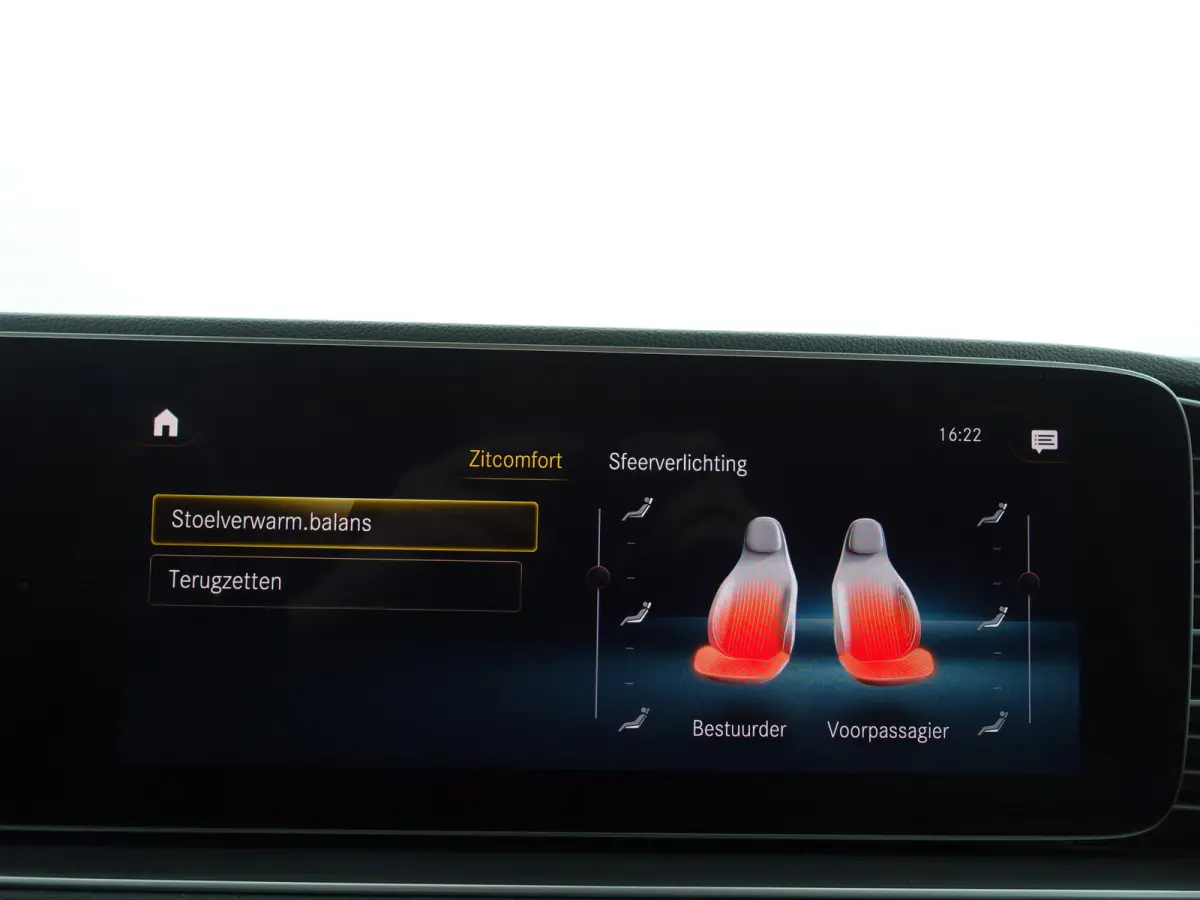 300 d 4MATIC AMG Night Edition- Alcantara sterrenhemel, Elek Stoelen, Sfeerverlichting, CarPlay