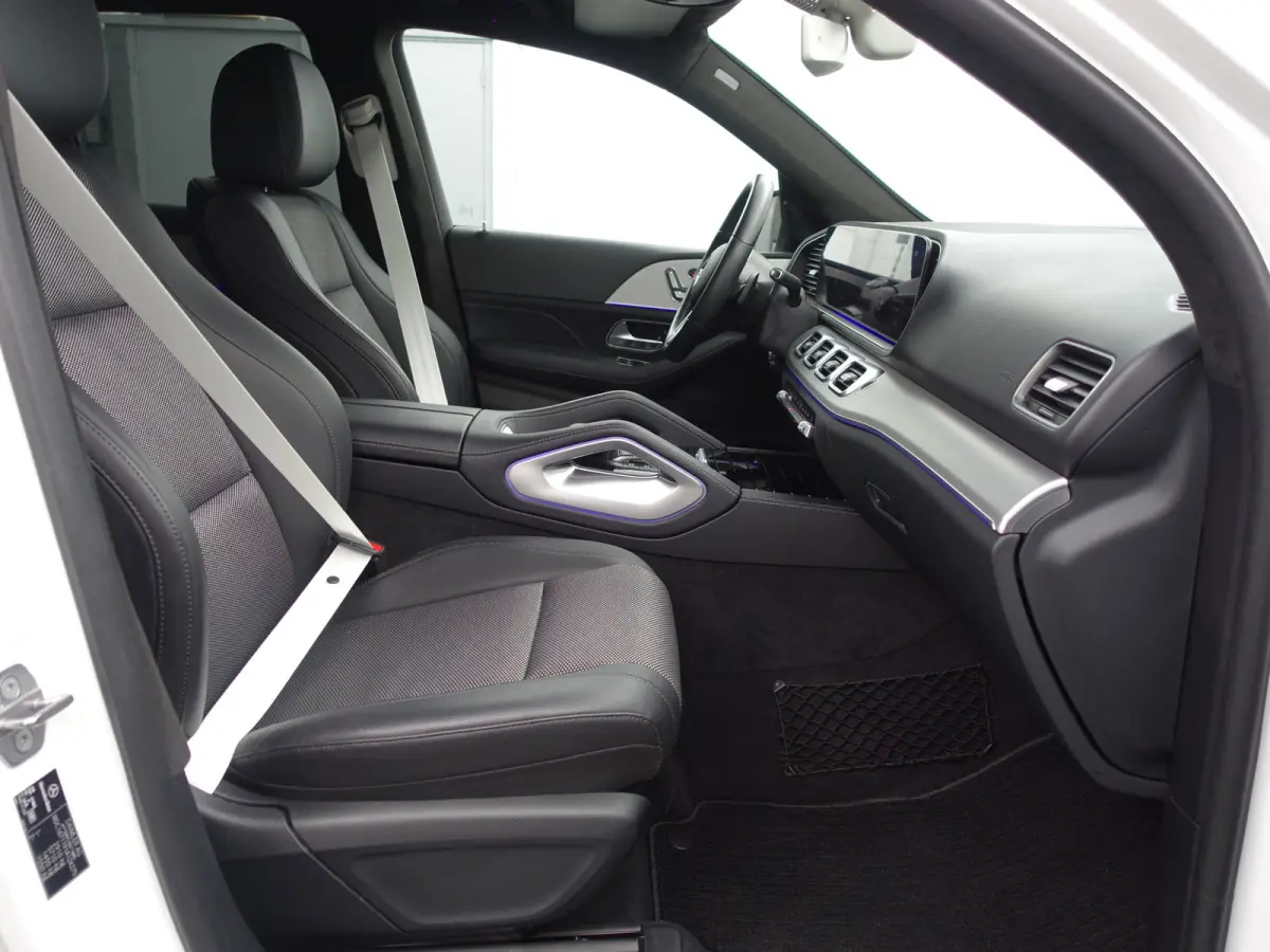 300 d 4MATIC AMG Night Edition- Alcantara sterrenhemel, Elek Stoelen, Sfeerverlichting, CarPlay