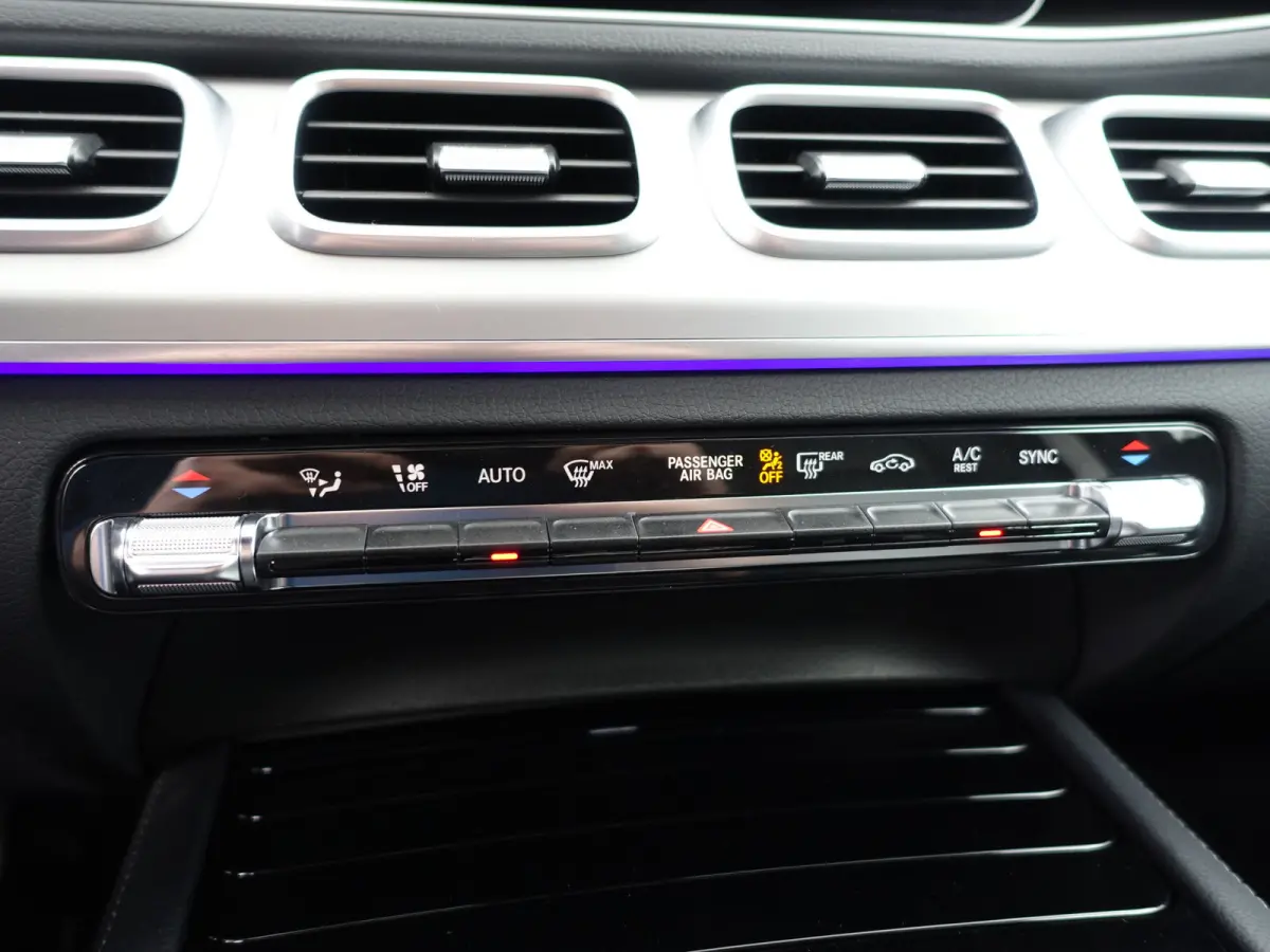 300 d 4MATIC AMG Night Edition- Alcantara sterrenhemel, Elek Stoelen, Sfeerverlichting, CarPlay