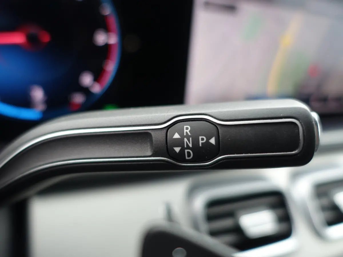 300 d 4MATIC AMG Night Edition- Alcantara sterrenhemel, Elek Stoelen, Sfeerverlichting, CarPlay