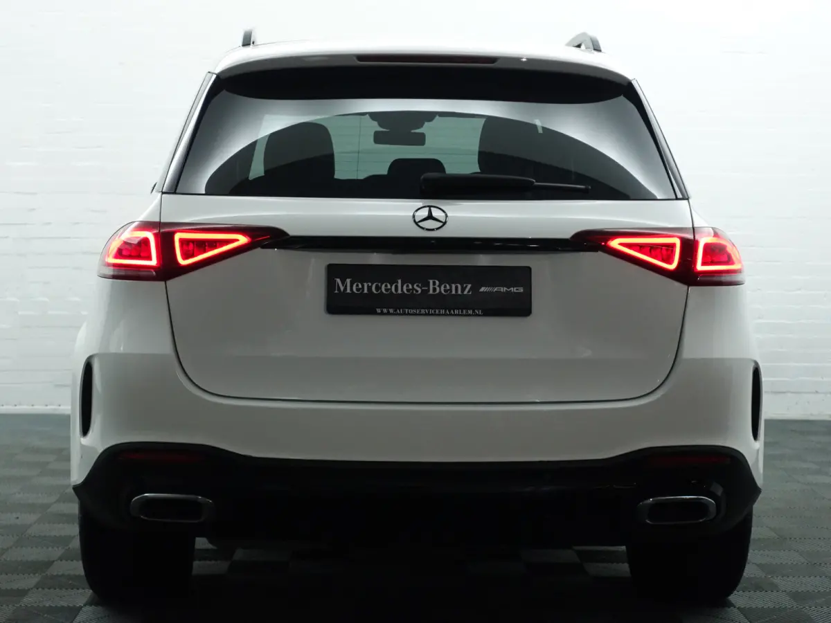 300 d 4MATIC AMG Night Edition- Alcantara sterrenhemel, Elek Stoelen, Sfeerverlichting, CarPlay