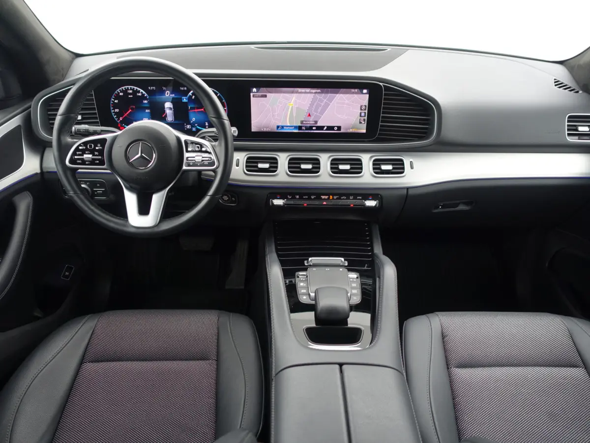 300 d 4MATIC AMG Night Edition- Alcantara sterrenhemel, Elek Stoelen, Sfeerverlichting, CarPlay