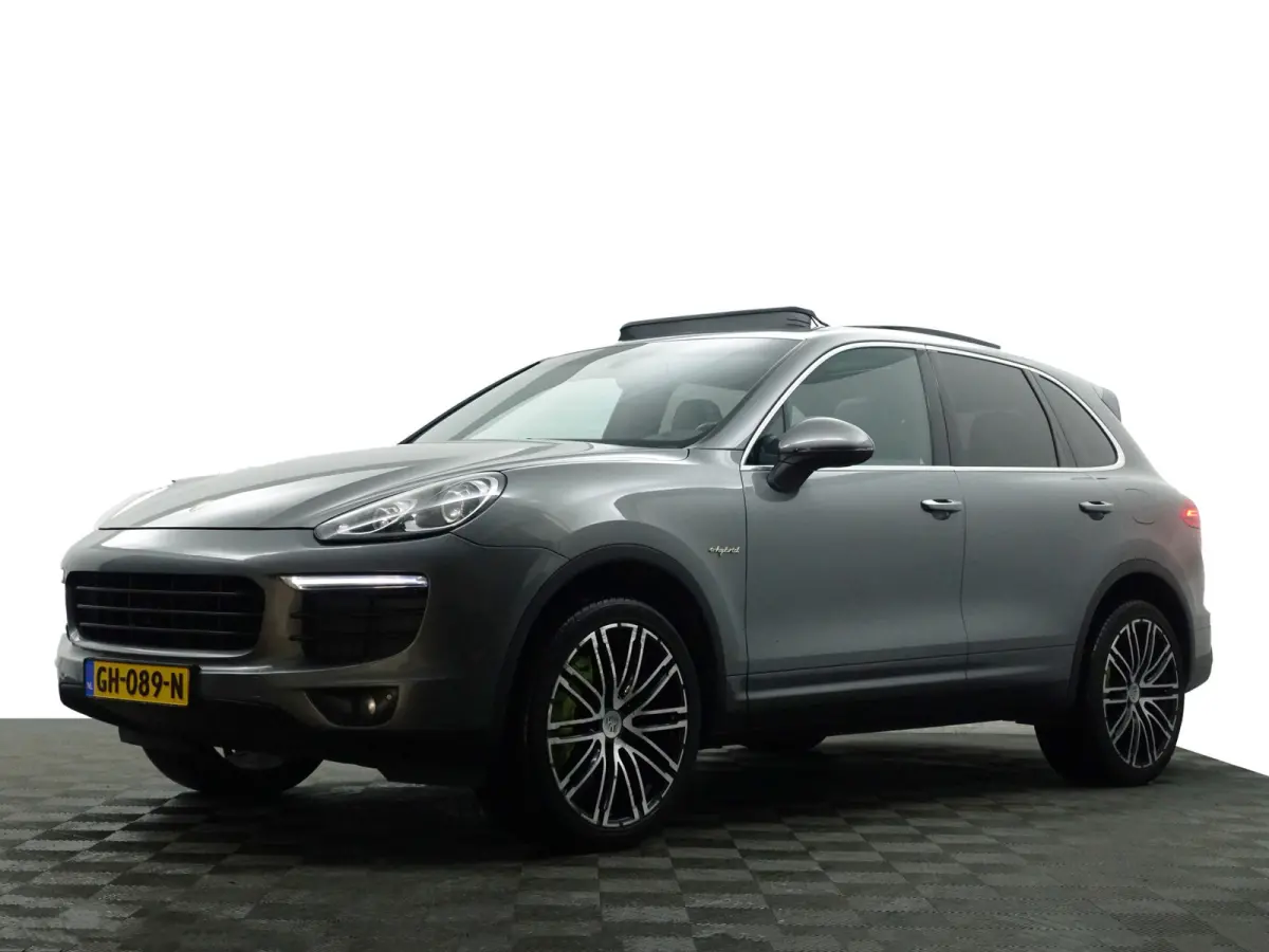 3.0 S E-Hybrid- Panoramadak, Luchtvering, Xenon Led, Navigatie, Leder Interieur