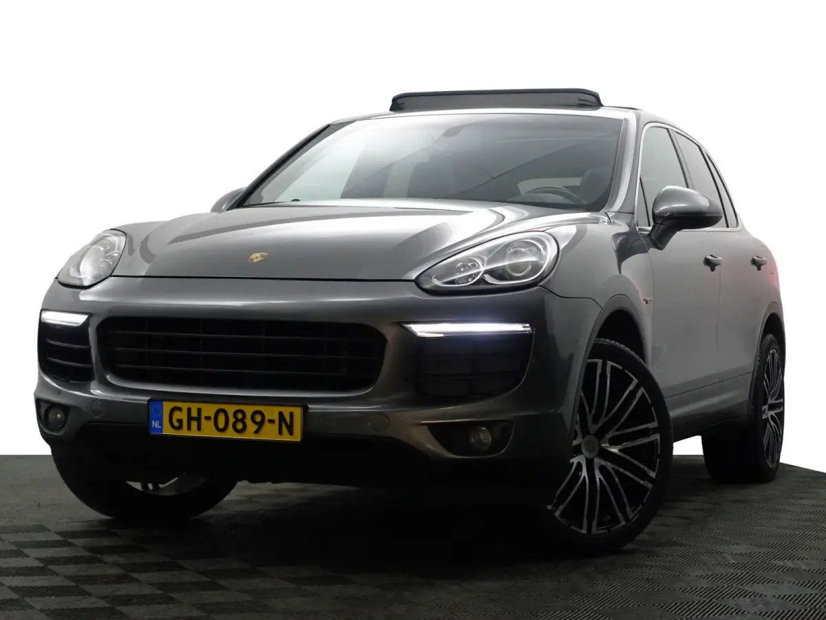 3.0 S E-Hybrid- Panoramadak, Luchtvering, Xenon Led, Navigatie, Leder Interieur