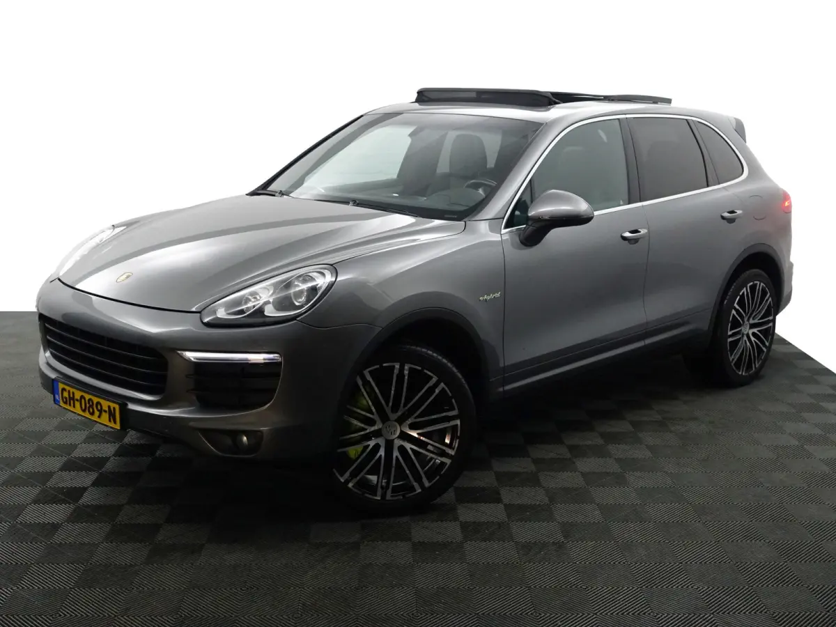 3.0 S E-Hybrid- Panoramadak, Luchtvering, Xenon Led, Navigatie, Leder Interieur