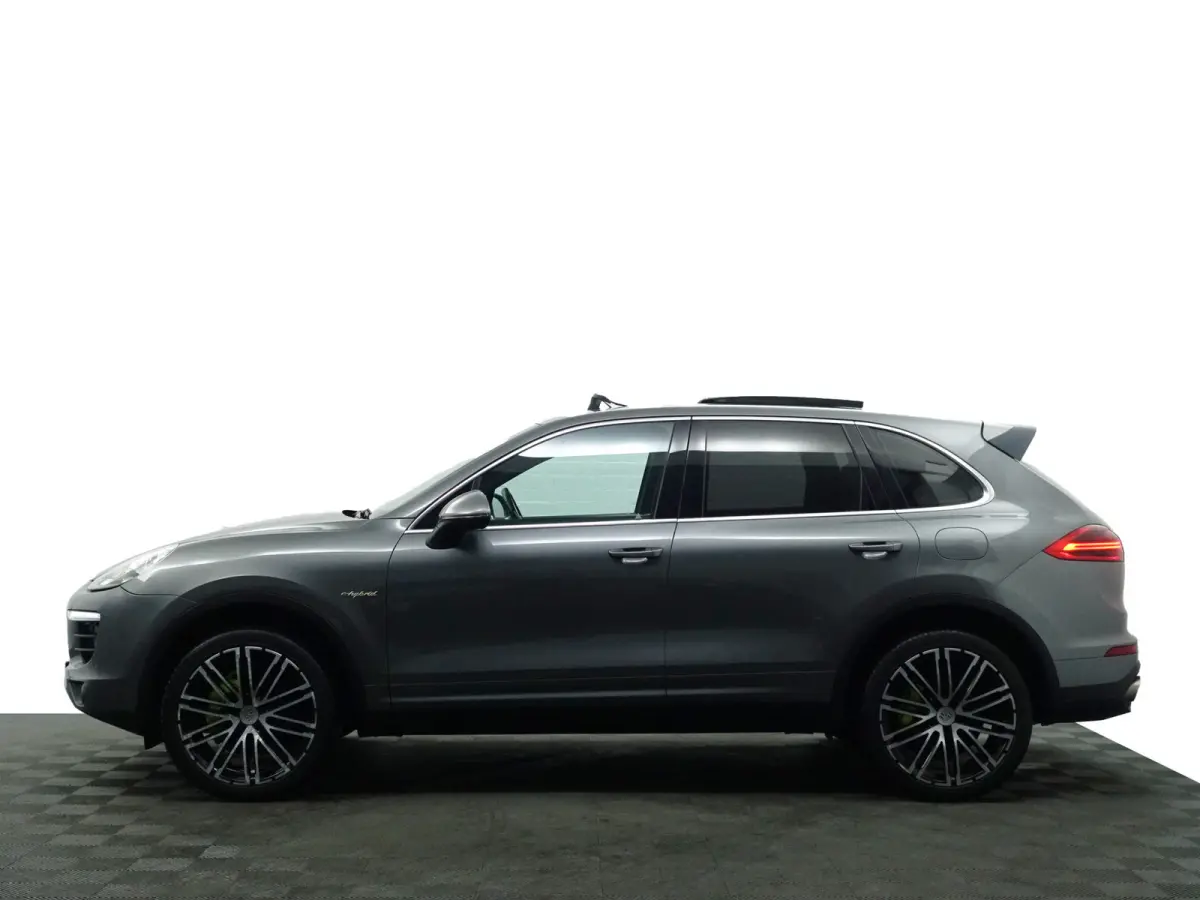 3.0 S E-Hybrid- Panoramadak, Luchtvering, Xenon Led, Navigatie, Leder Interieur