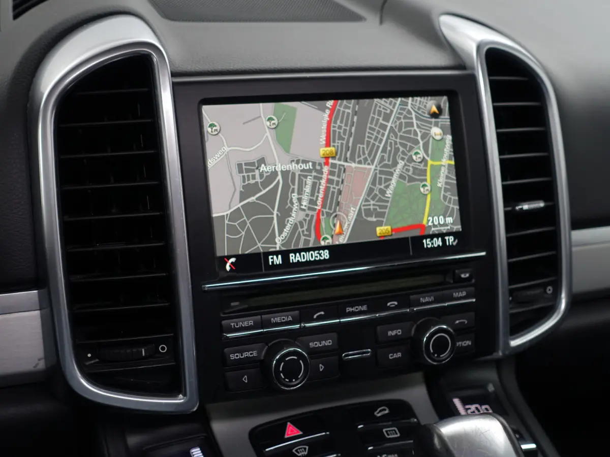 3.0 S E-Hybrid- Panoramadak, Luchtvering, Xenon Led, Navigatie, Leder Interieur