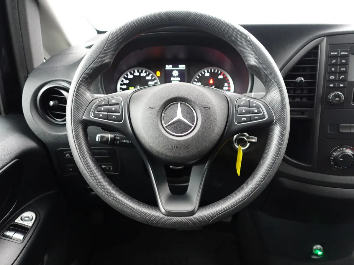 114 BlueTEC Lang Avantgarde Aut- 9 Pers, 2x Schuifdeur, Park Assist, Cruise, Clima, Dynamic Select