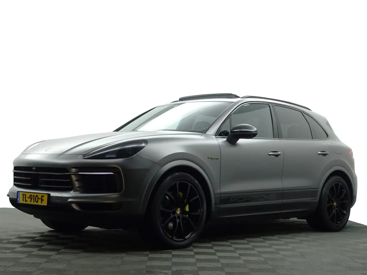 3.0 E-Hybrid Sport Design Aut- Panoramadak, Sport Chrono, Carbon, Bose Audio, 360 Camera, Memory, Keyless, Sfeerverlichting, Ada Cruise