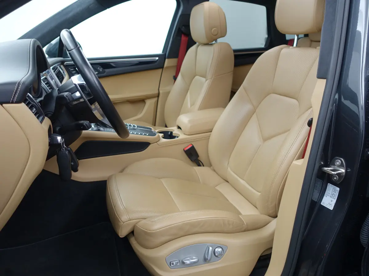 3.6 Turbo Sport Chrono, Alcantara Design, Stoelventilatie, Burmester, 360 Camera, Standkachel