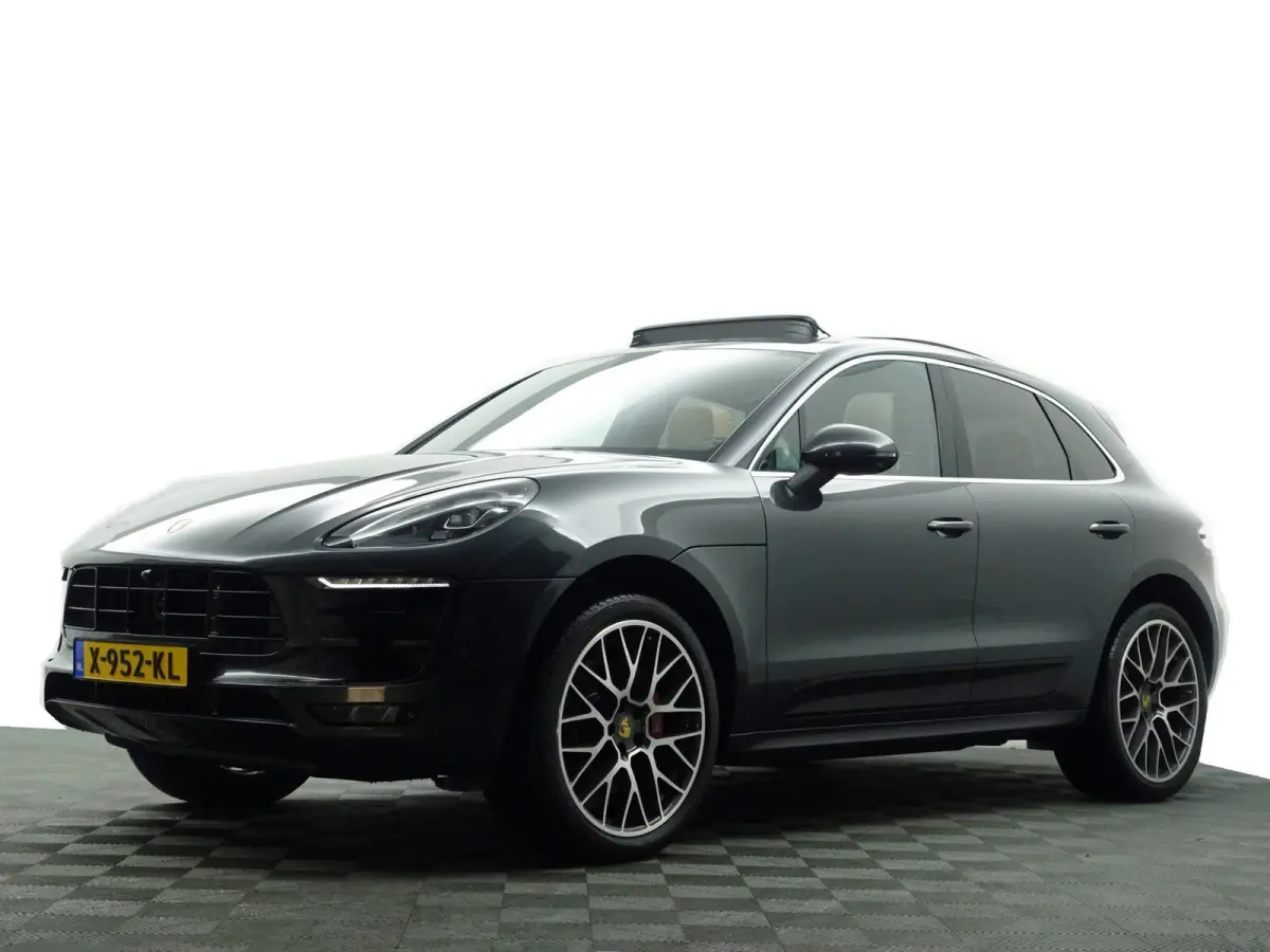 3.6 Turbo Sport Chrono, Alcantara Design, Stoelventilatie, Burmester, 360 Camera, Standkachel