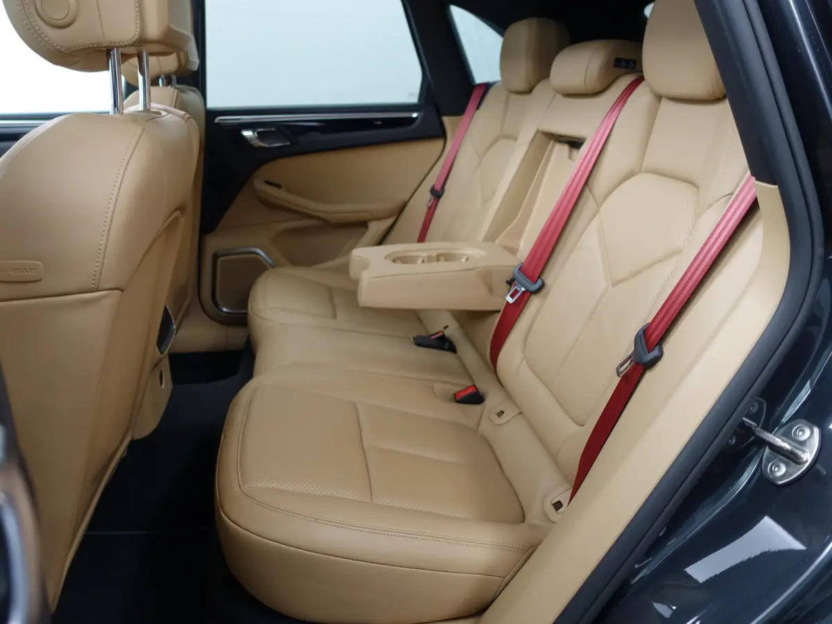 3.6 Turbo Sport Chrono, Alcantara Design, Stoelventilatie, Burmester, 360 Camera, Standkachel