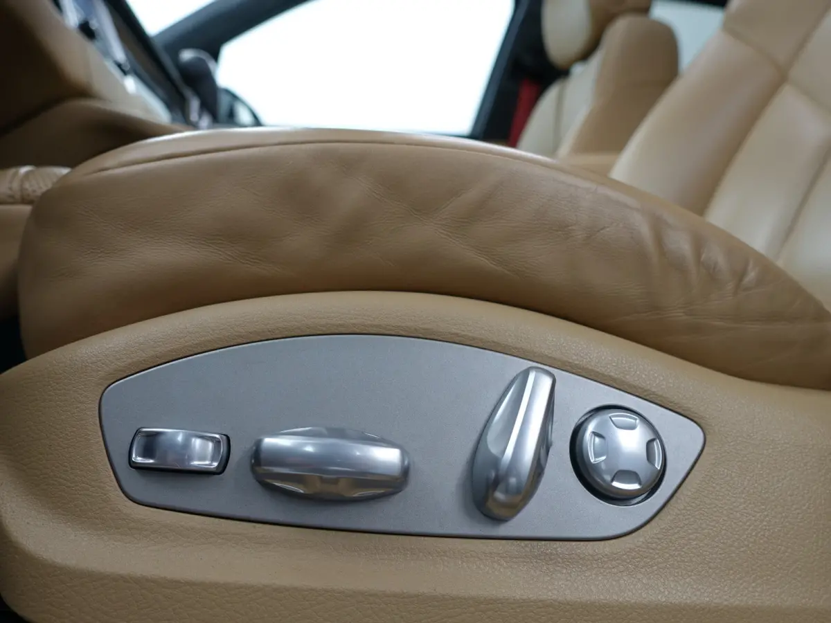 3.6 Turbo Sport Chrono, Alcantara Design, Stoelventilatie, Burmester, 360 Camera, Standkachel