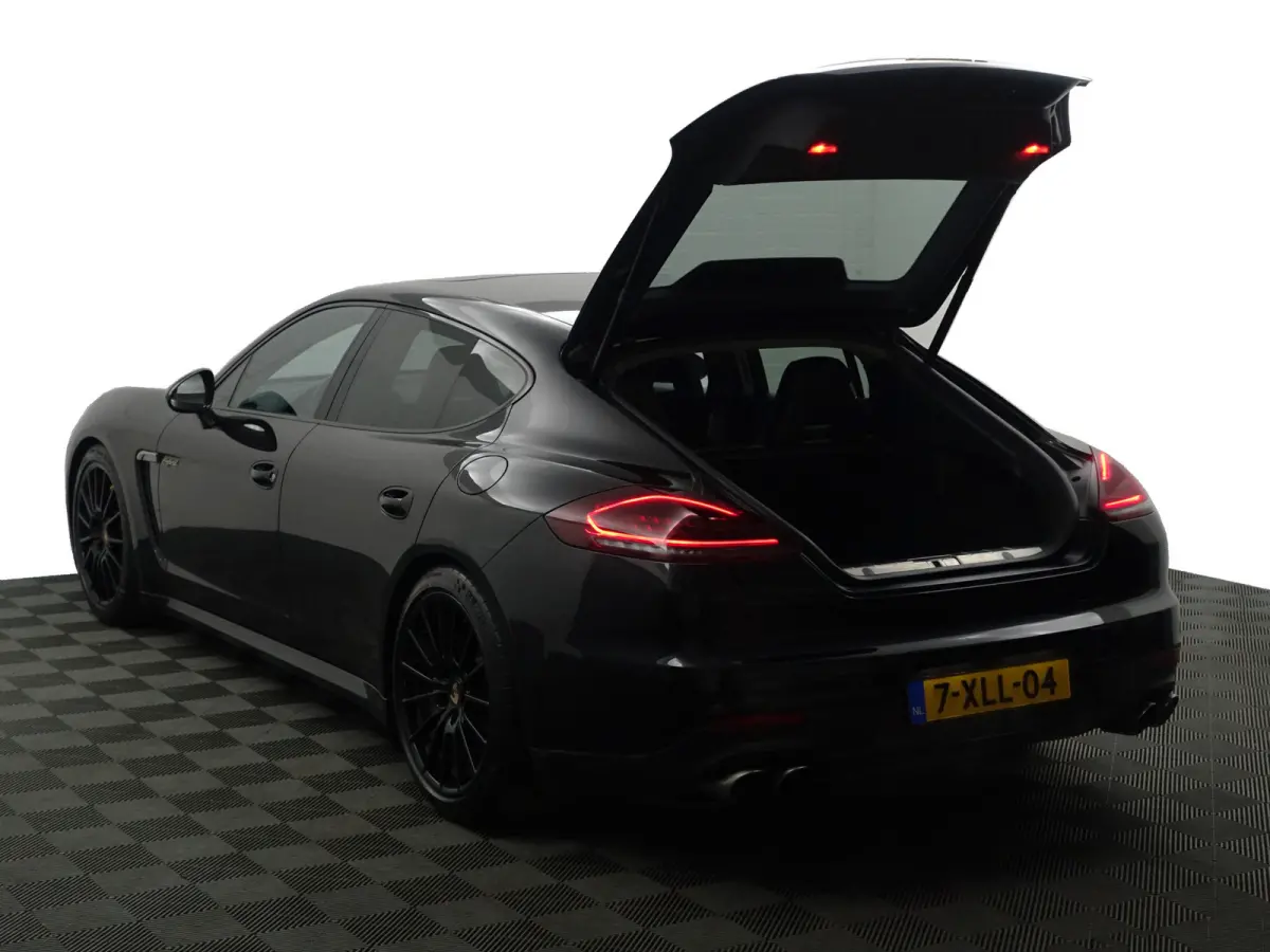 3.0 S E-Hybrid Dealer Onderhouden, Schuifdak, Bose Surround Audio, Camera, Leder Interieur