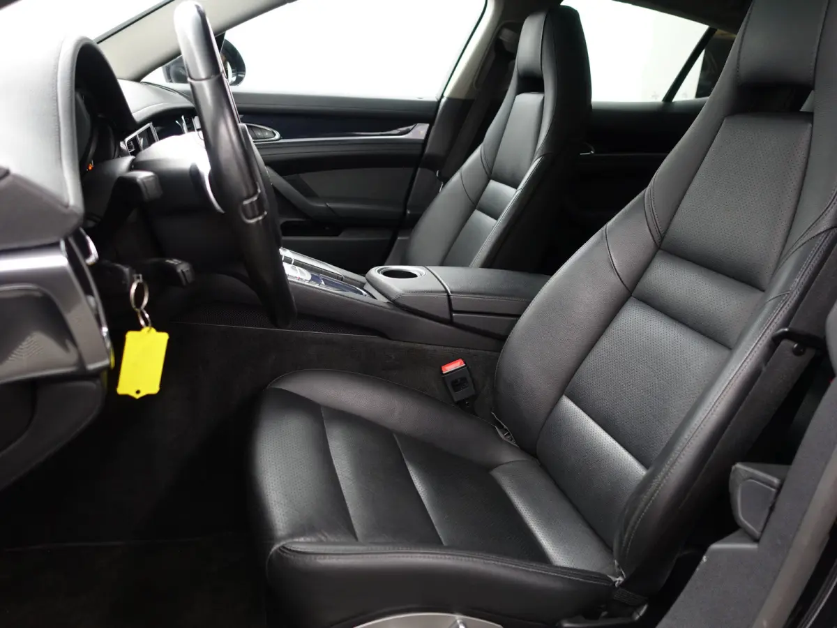 3.0 S E-Hybrid Dealer Onderhouden, Schuifdak, Bose Surround Audio, Camera, Leder Interieur