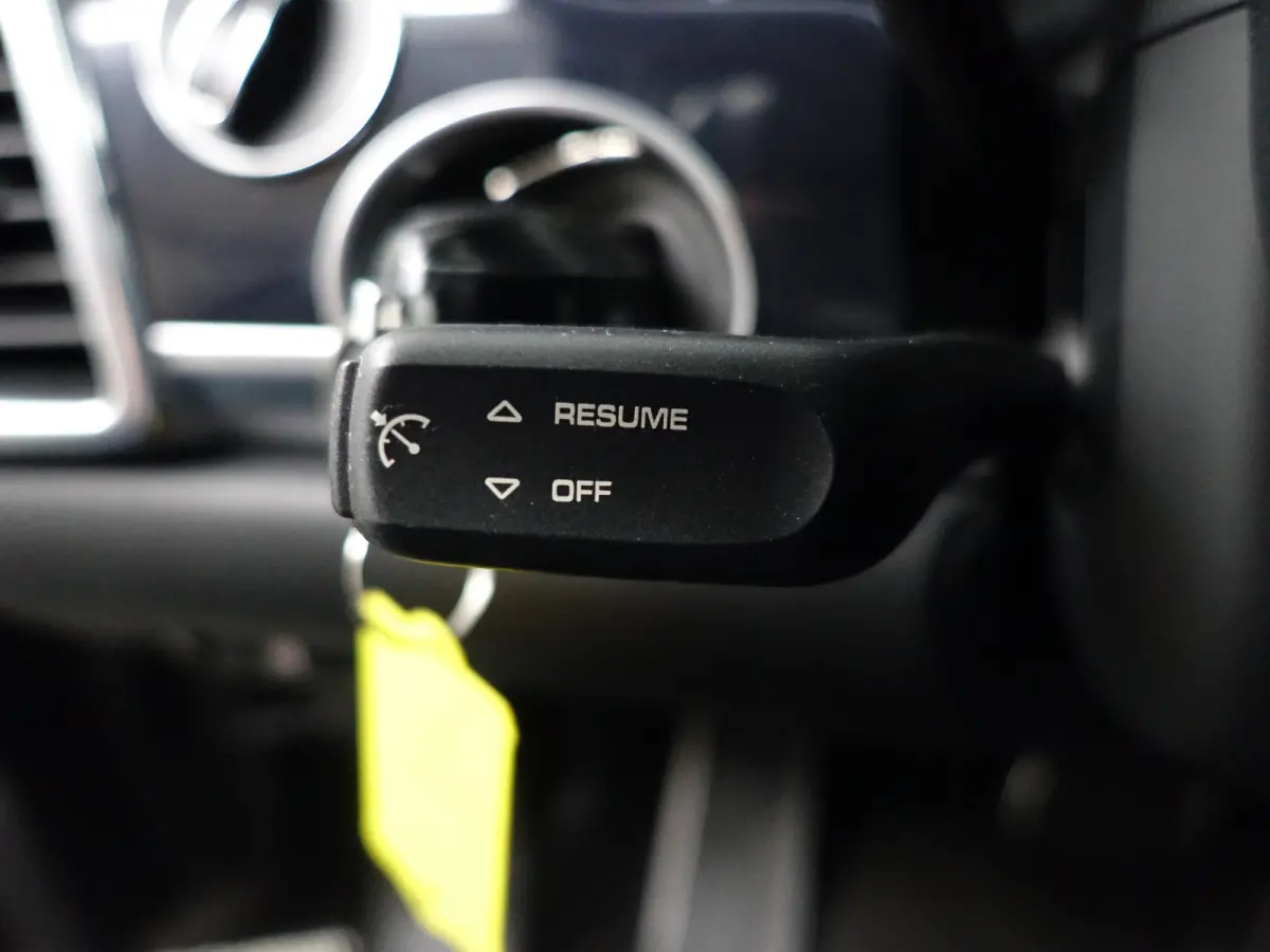 3.0 S E-Hybrid Dealer Onderhouden, Schuifdak, Bose Surround Audio, Camera, Leder Interieur