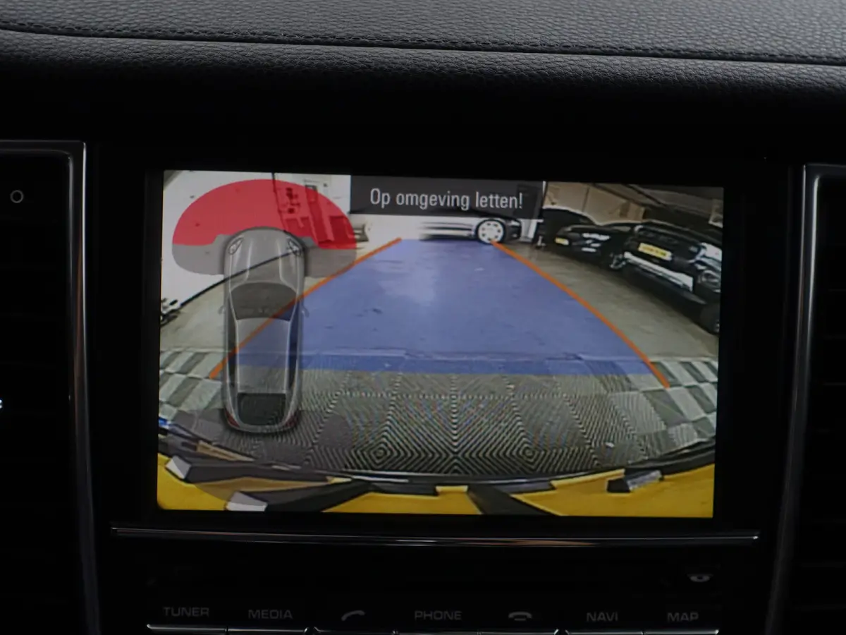 3.0 S E-Hybrid Dealer Onderhouden, Schuifdak, Bose Surround Audio, Camera, Leder Interieur