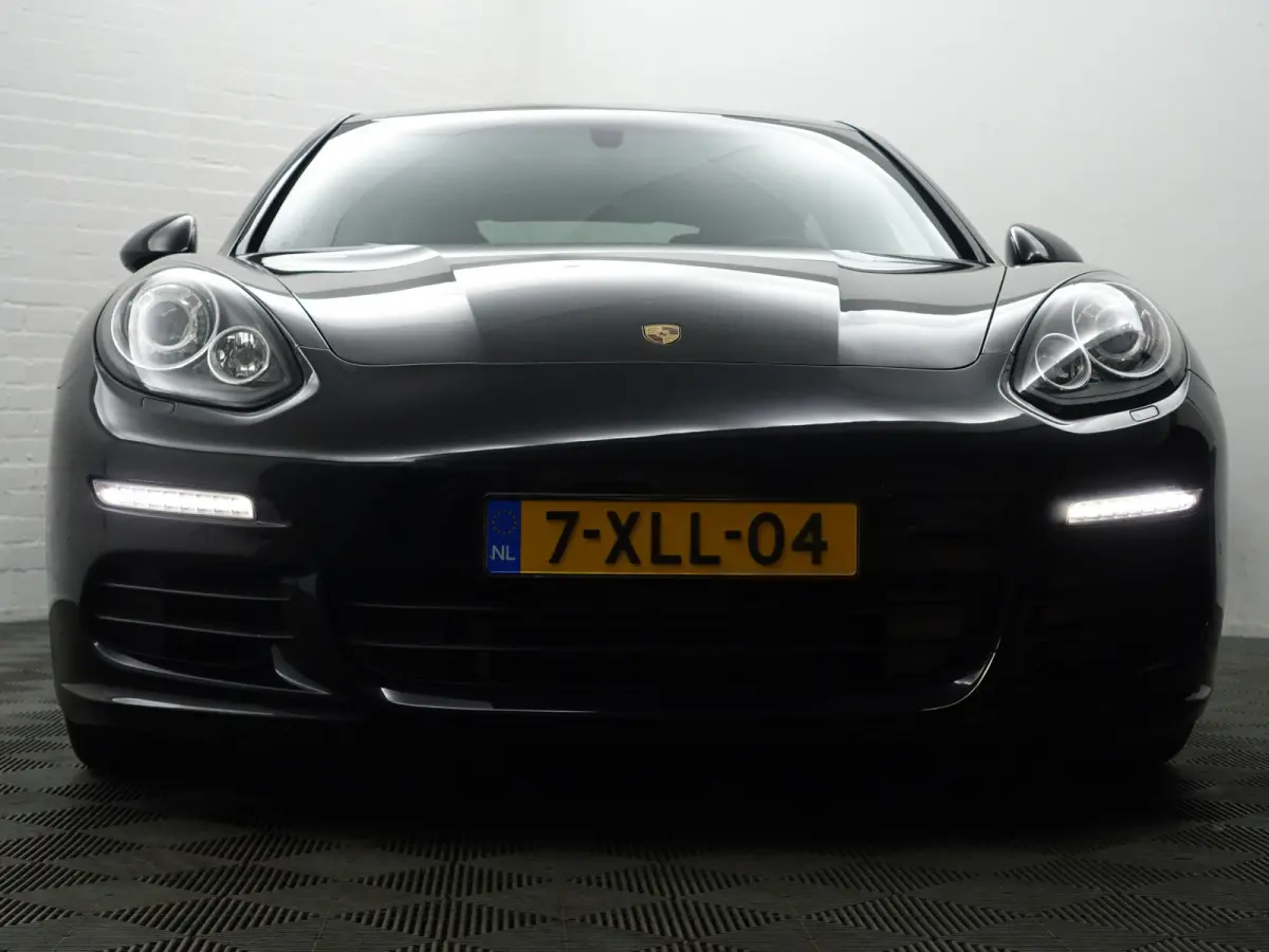 3.0 S E-Hybrid Dealer Onderhouden, Schuifdak, Bose Surround Audio, Camera, Leder Interieur
