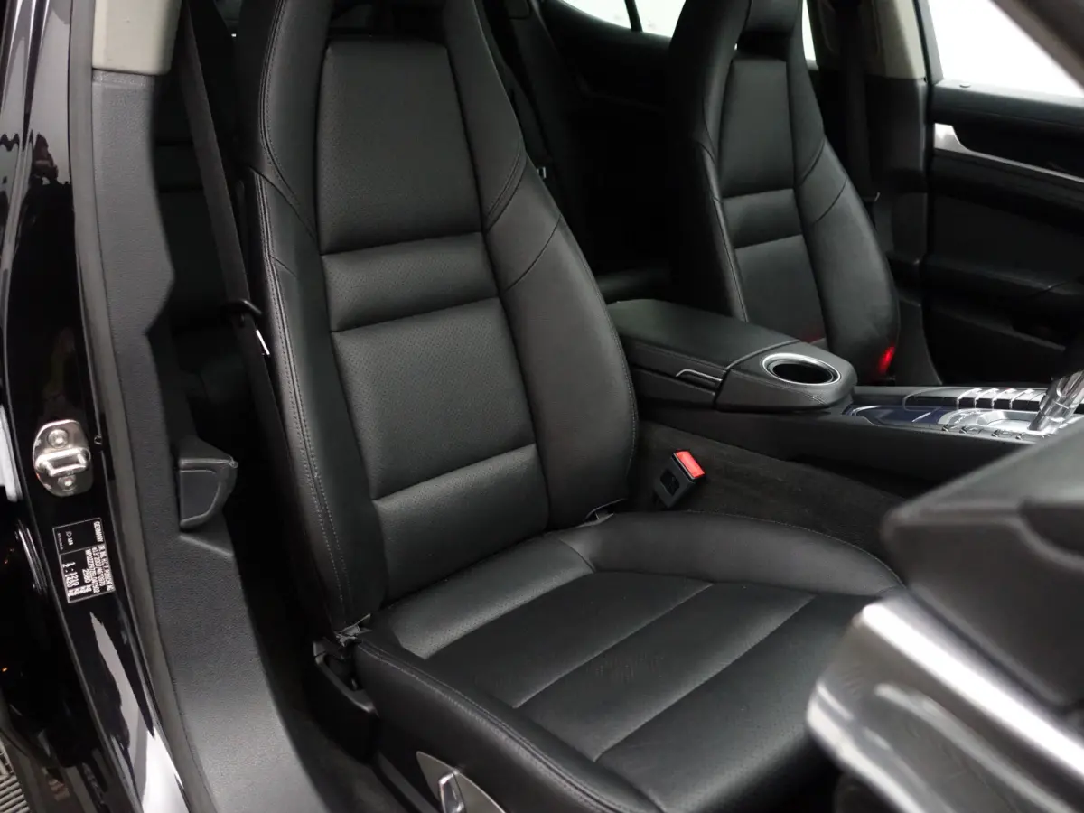 3.0 S E-Hybrid Dealer Onderhouden, Schuifdak, Bose Surround Audio, Camera, Leder Interieur