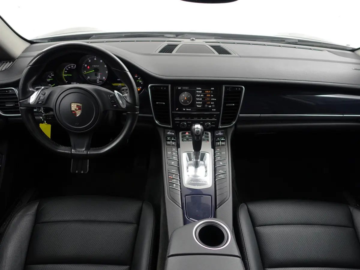 3.0 S E-Hybrid Dealer Onderhouden, Schuifdak, Bose Surround Audio, Camera, Leder Interieur