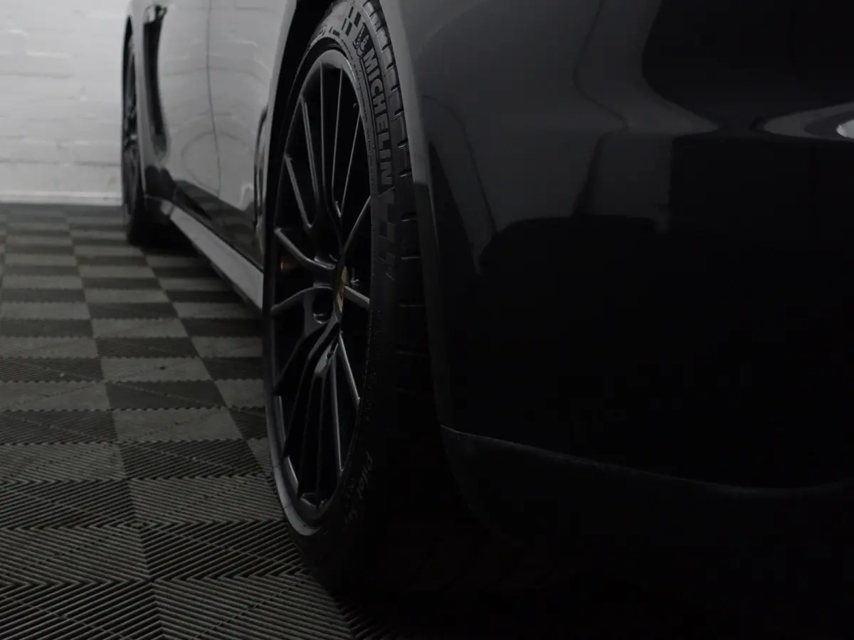 3.0 S E-Hybrid Dealer Onderhouden, Schuifdak, Bose Surround Audio, Camera, Leder Interieur