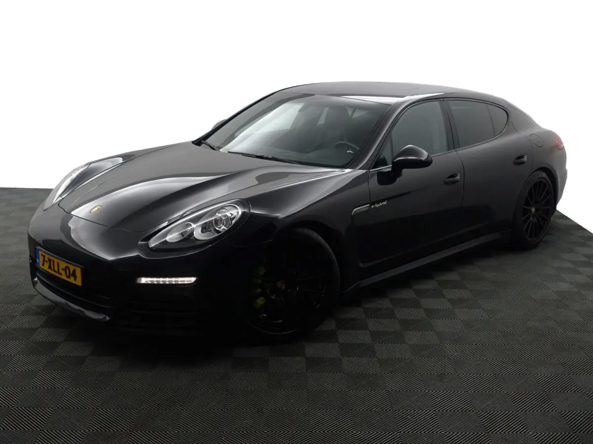 3.0 S E-Hybrid Dealer Onderhouden, Schuifdak, Bose Surround Audio, Camera, Leder Interieur