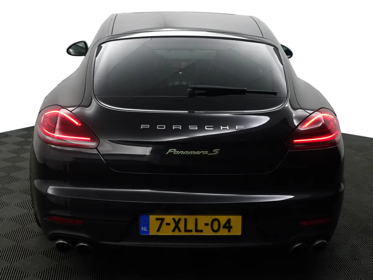 3.0 S E-Hybrid Dealer Onderhouden, Schuifdak, Bose Surround Audio, Camera, Leder Interieur