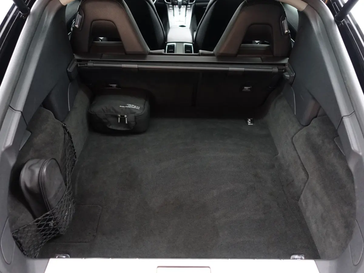 3.0 S E-Hybrid Dealer Onderhouden, Schuifdak, Bose Surround Audio, Camera, Leder Interieur