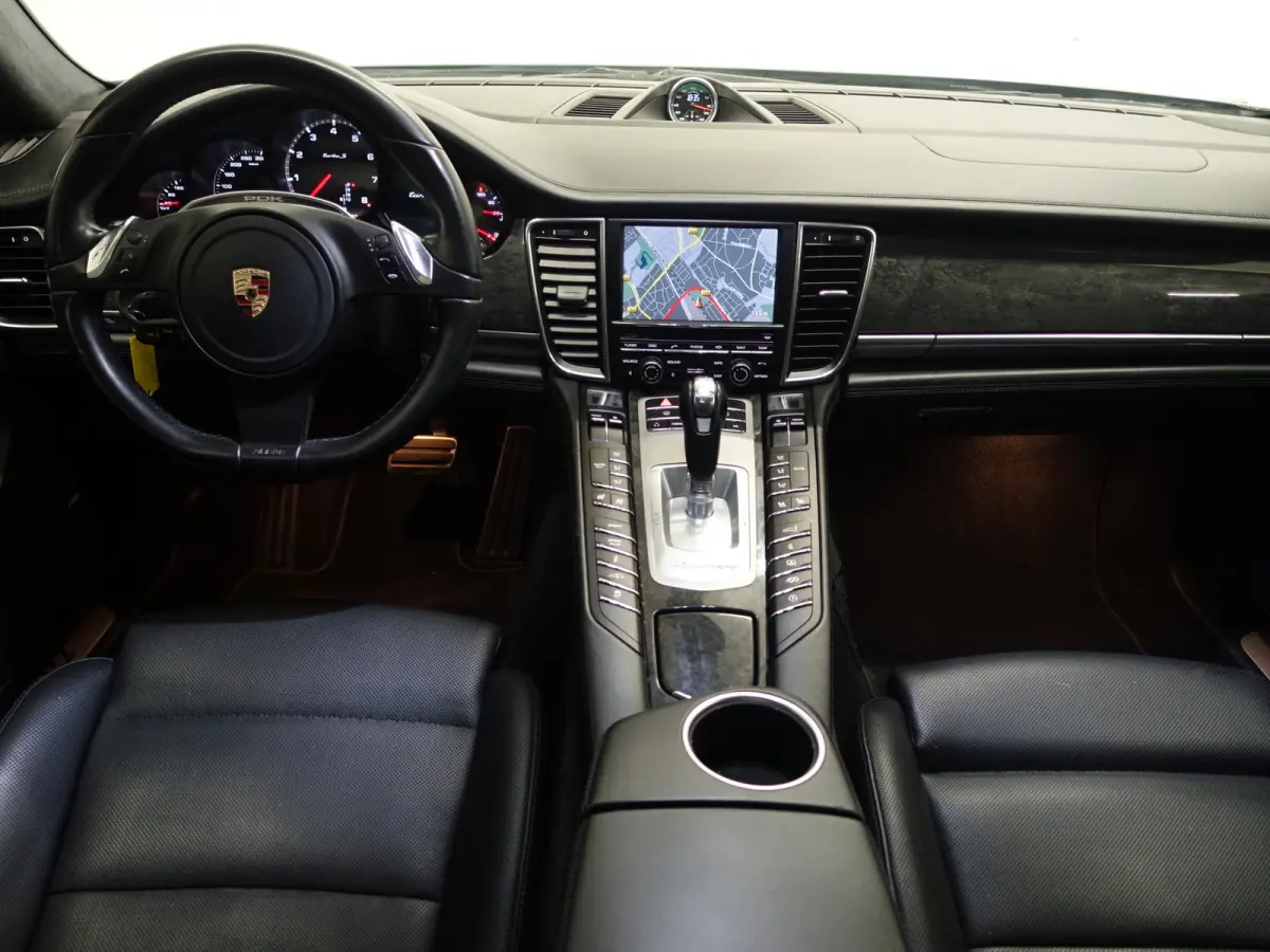 4.8 Turbo S Sport Chrono, BOSE Surround Sound, Sportuitlaatsysteem, Stoelventilatie Voorin/Achterin