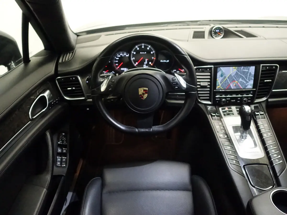 4.8 Turbo S Sport Chrono, BOSE Surround Sound, Sportuitlaatsysteem, Stoelventilatie Voorin/Achterin
