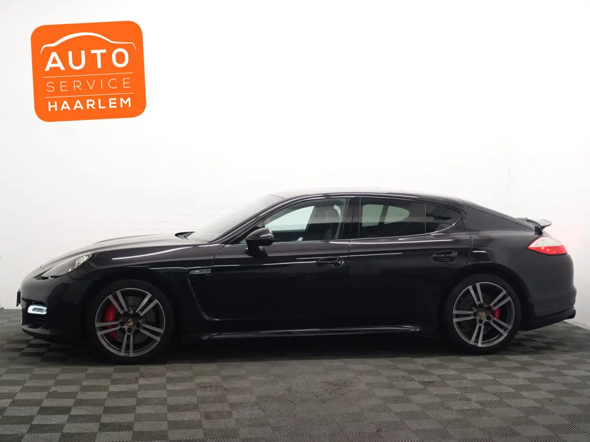 4.8 Turbo S Sport Chrono, BOSE Surround Sound, Sportuitlaatsysteem, Stoelventilatie Voorin/Achterin