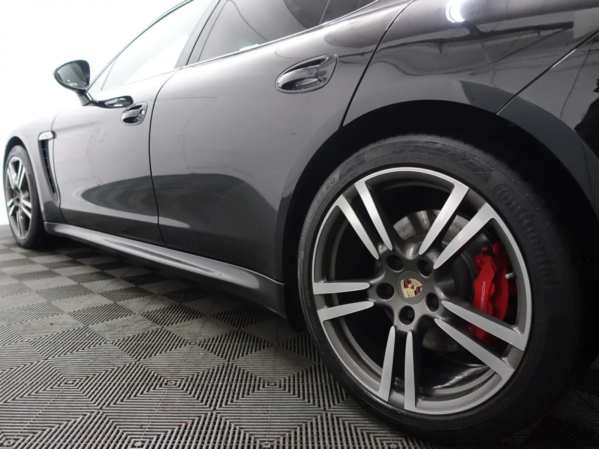 4.8 Turbo S Sport Chrono, BOSE Surround Sound, Sportuitlaatsysteem, Stoelventilatie Voorin/Achterin