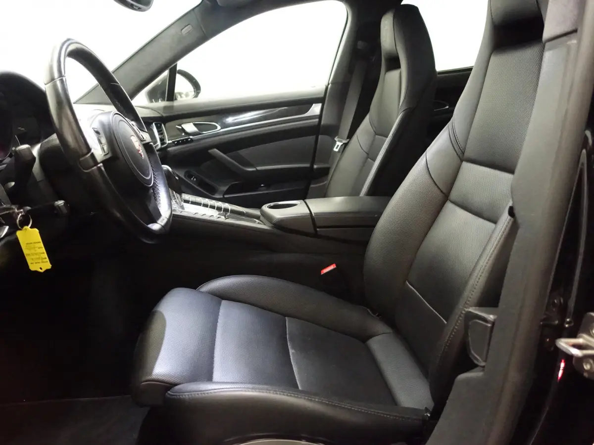 4.8 Turbo S Sport Chrono, BOSE Surround Sound, Sportuitlaatsysteem, Stoelventilatie Voorin/Achterin
