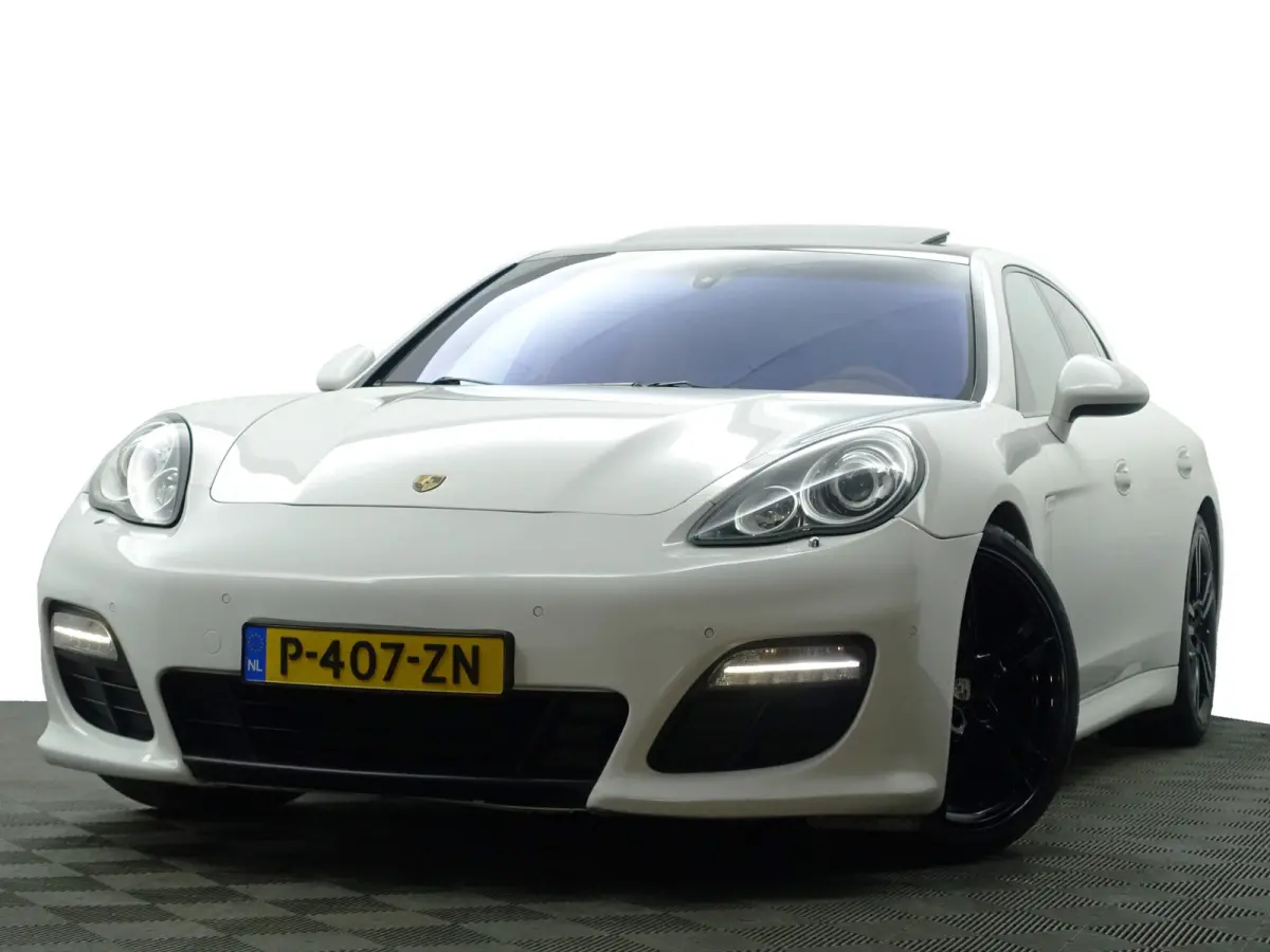 3.6 Platinum Edition Aut- Sport Chrono, Stoelventilatie, Luchtvering, Schuifdak, Camera